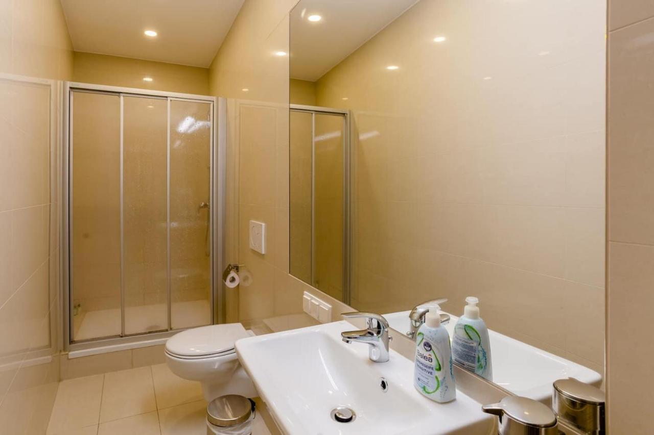 Air Condition I All Sights In Walking Distance I 201 Mbit Wifi Vienna Exterior photo